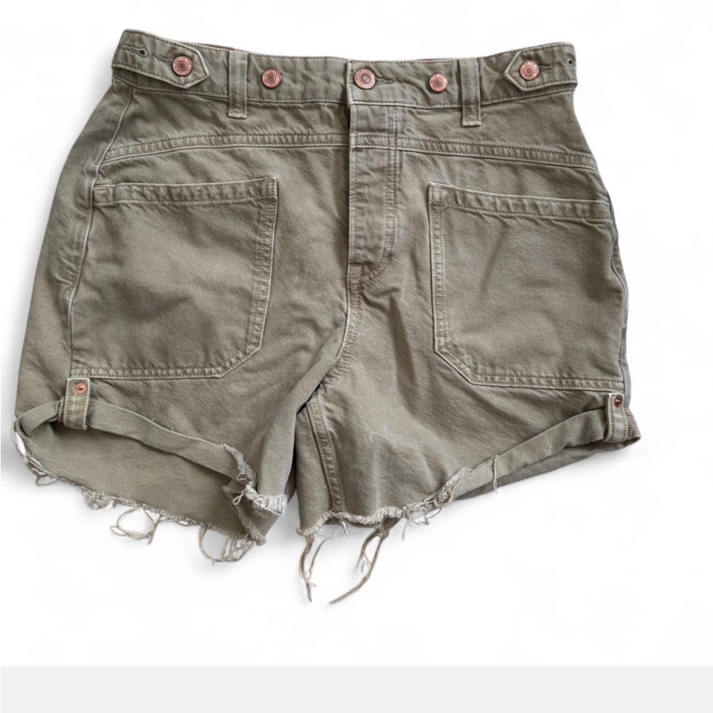We The Free (Free People) Khaki Cutoff Shorts – Size 28